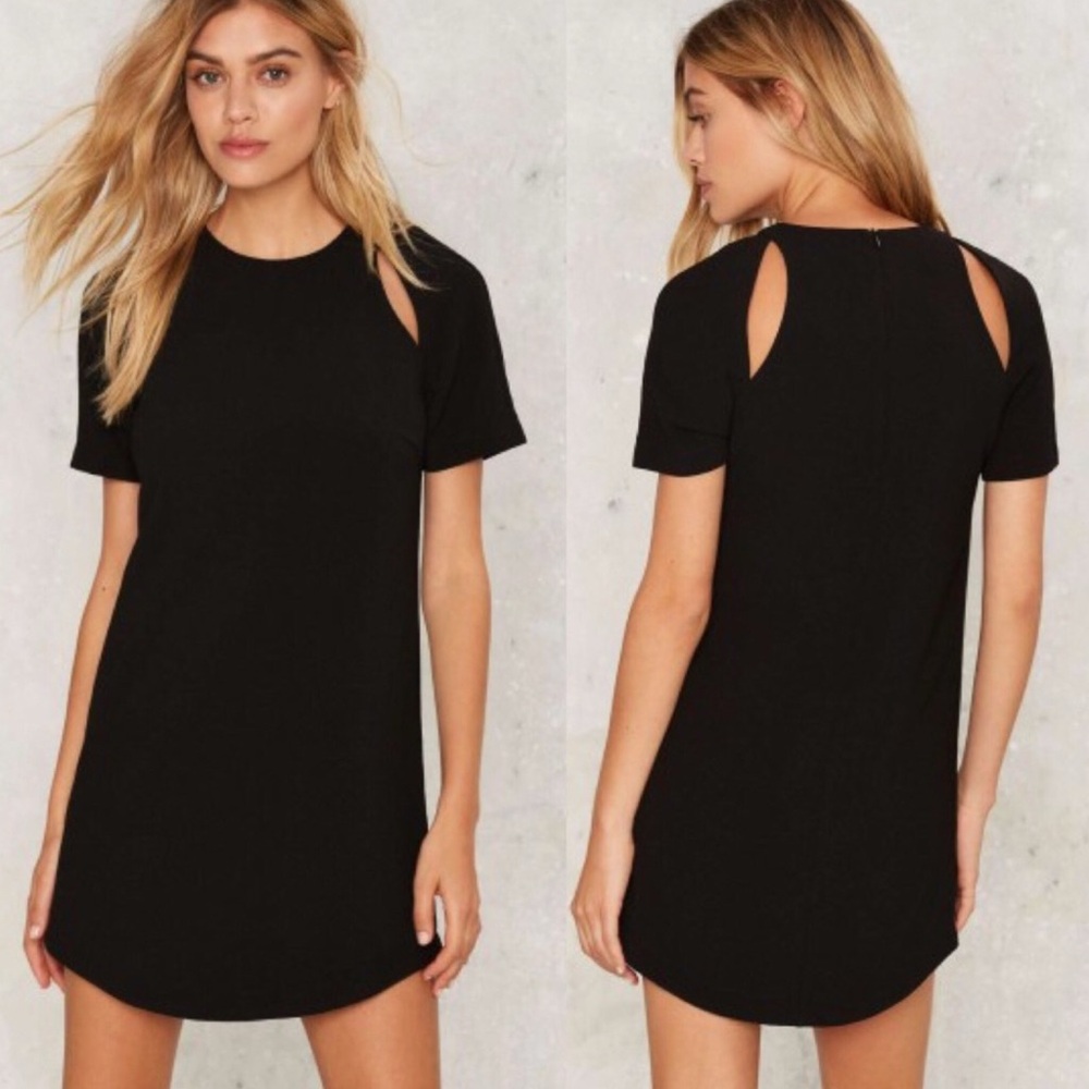 Black Cutout Shoulder Shift Dress